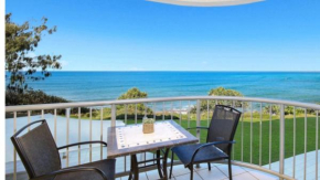 Unit 5 Monterey Lodge, Kings Beach - Waterfront